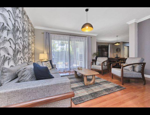 3 BEDROOM CLUSTER FOR SALE IN SUNNINGHILL